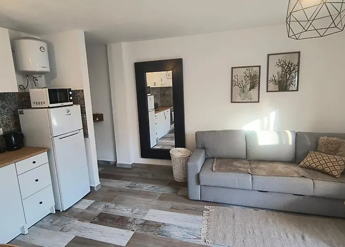 Rest House Apartment *